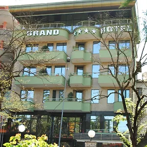 Grand & 4* Tirana